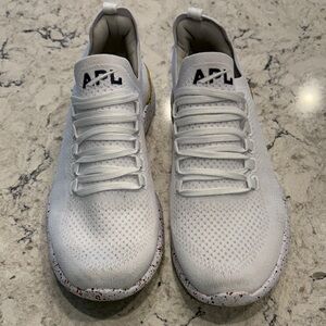 APL TechLoom Breeze White and Speckle Sneakers